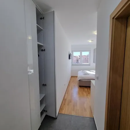 Apartamento Apartment Holiday *