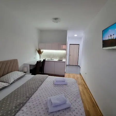 Apartment Holiday Appartement *