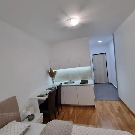 Apartment Holiday *